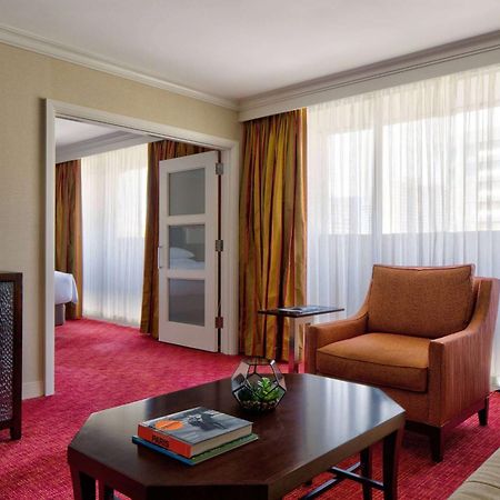 Wyndham Atlanta Buckhead Hotel & Conference Center Экстерьер фото