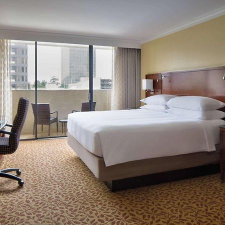 Wyndham Atlanta Buckhead Hotel & Conference Center Экстерьер фото